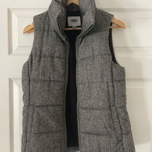 Old Navy Heather Gray Puffer Vest